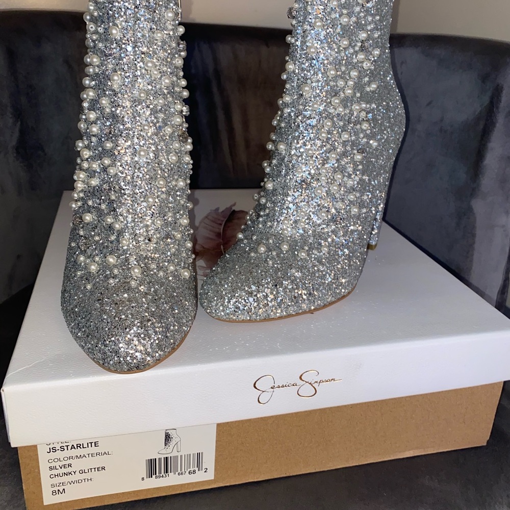 Boots - Picture 2 of 3